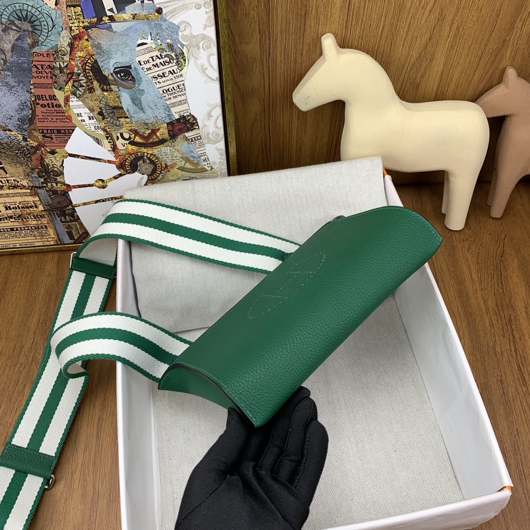 에르메스 비드포쉬 백 토고 베르 베흐티고